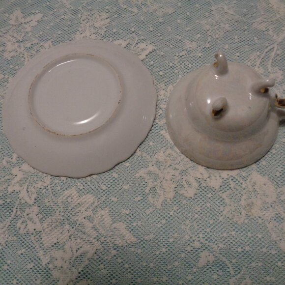 FLOWERS VINTAGE ASIAN STYLED PORCELAIN  IRIDESENT CUP & SAUCER BLACK PIN… - Picture 8 of 9